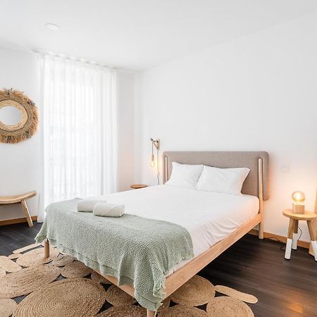 ホテル Guestready - Bright Duplex In Downtown ポルト エクステリア 写真