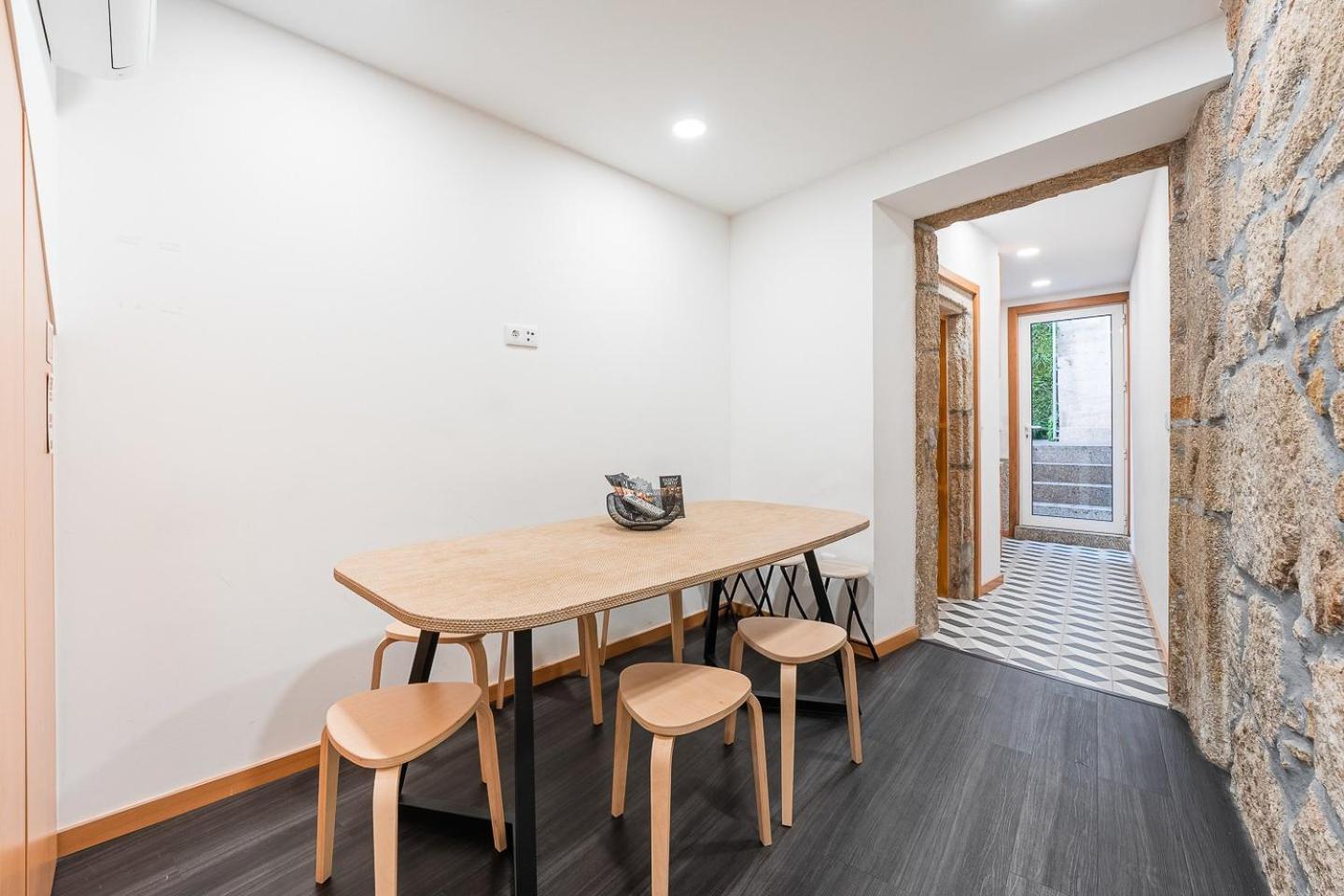 ホテル Guestready - Bright Duplex In Downtown ポルト エクステリア 写真