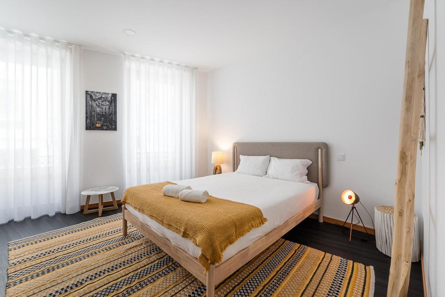 ホテル Guestready - Bright Duplex In Downtown ポルト エクステリア 写真