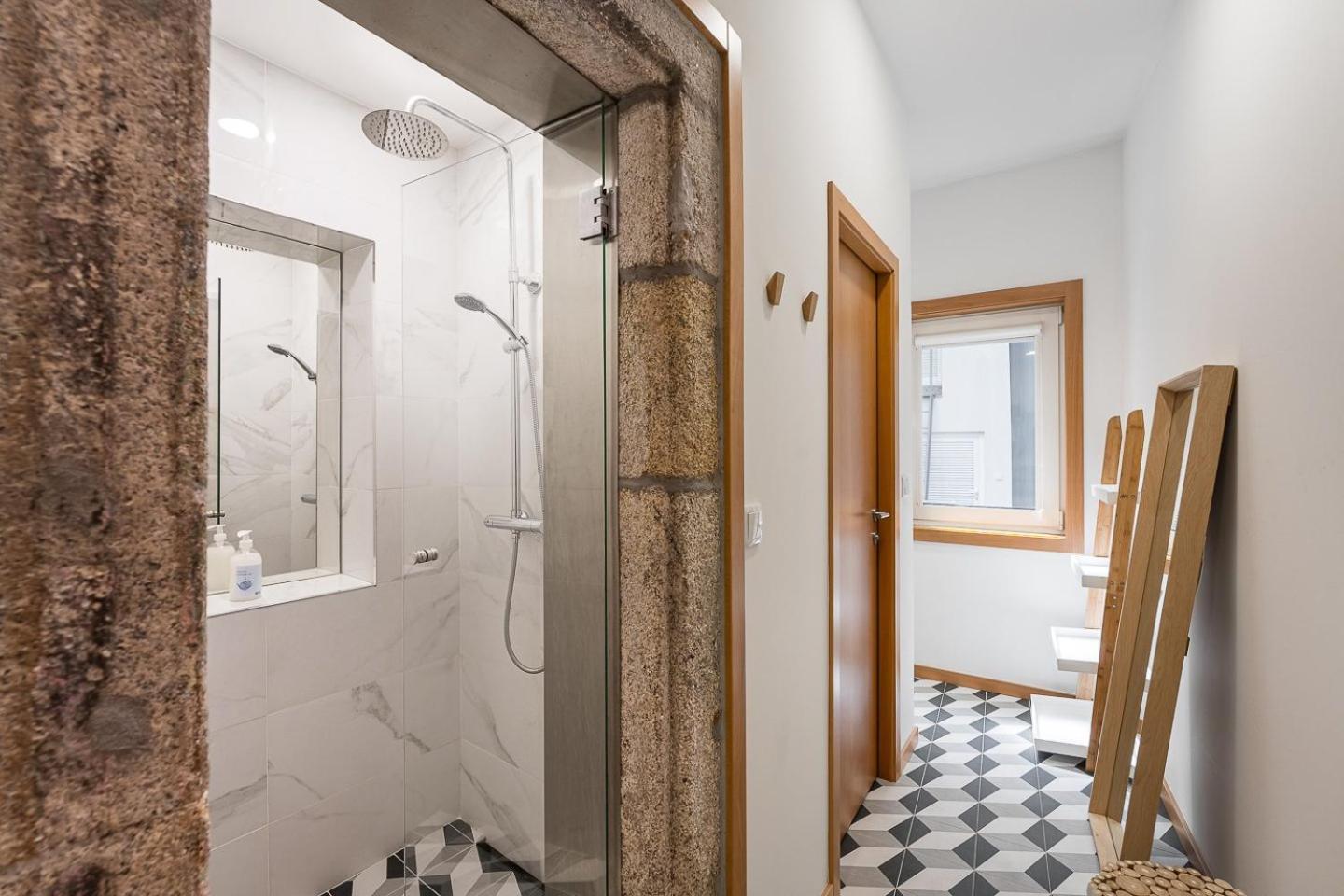 ホテル Guestready - Bright Duplex In Downtown ポルト エクステリア 写真